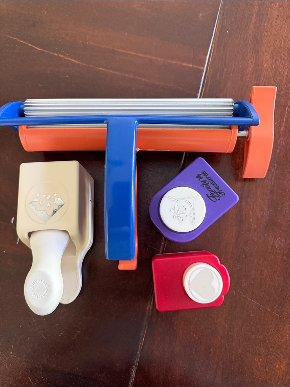 Craft Roller and Shape Punch Set - Assorted shapes